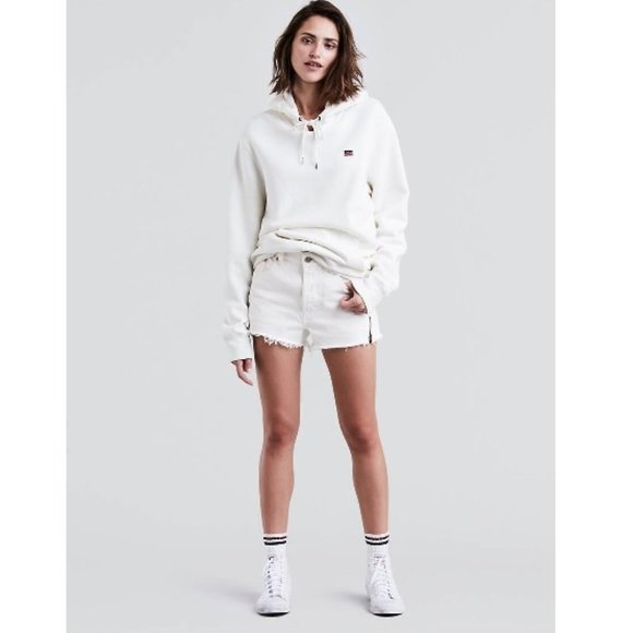 🎁 Levi's 501® Altered Zip Shorts - Picture 2 of 6